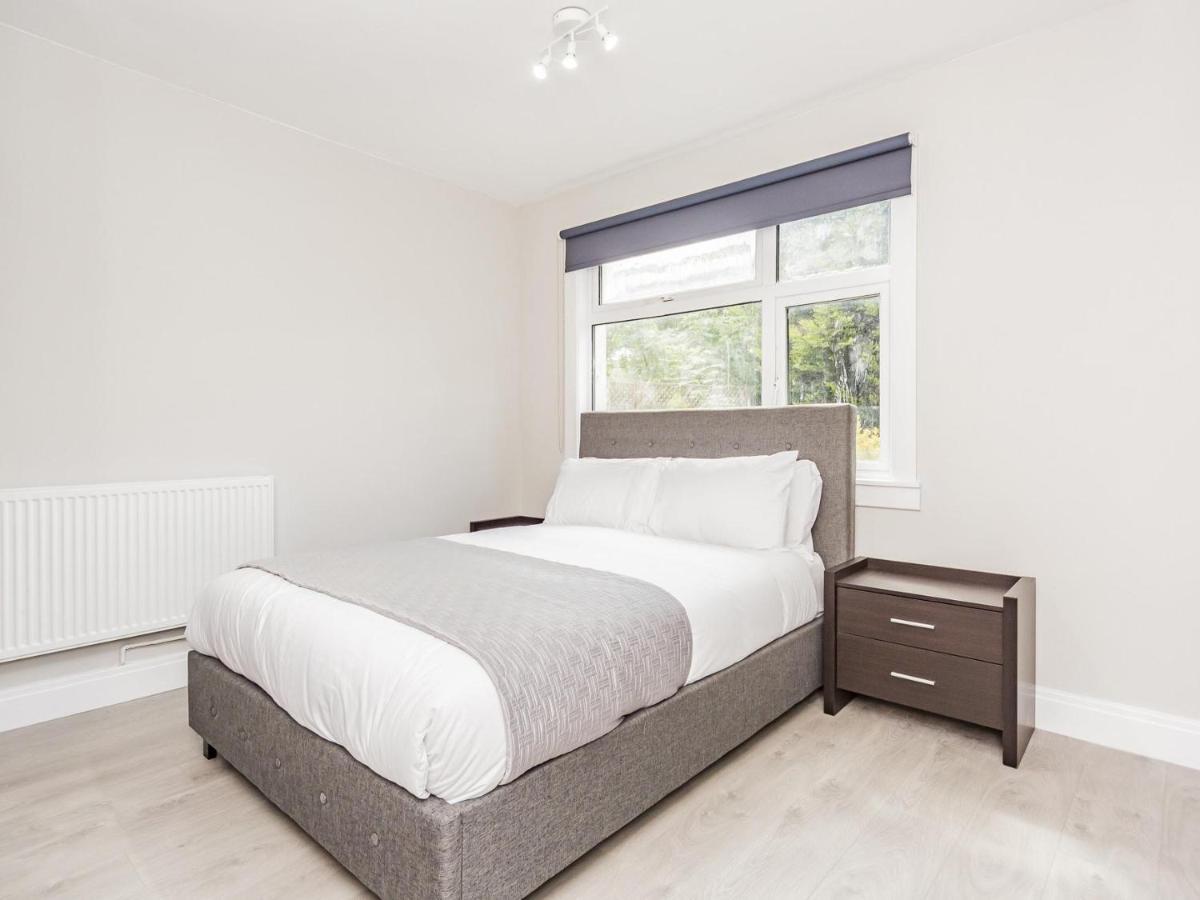 The Westerly London Exterior photo